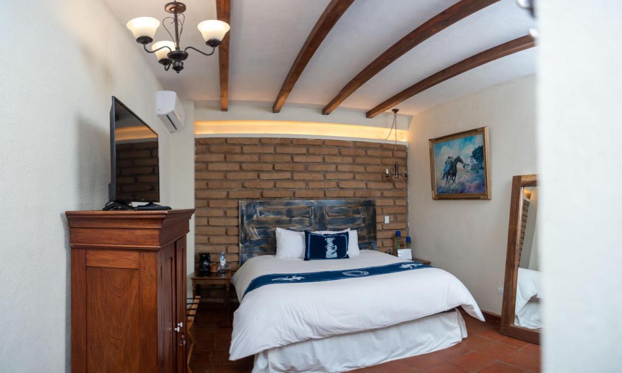 Готель Casa 1800 Suchitoto Boutique Екстер'єр фото
